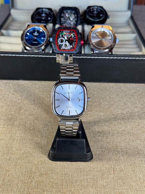 CASIO WATCH